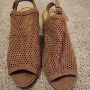 Art class Beach/Dress shoes